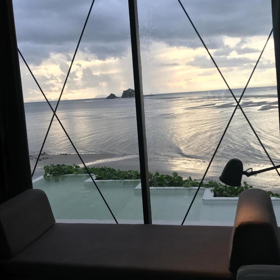 Deepspace Cabin On Quiet Beach Koh Lanta Bagian luar foto