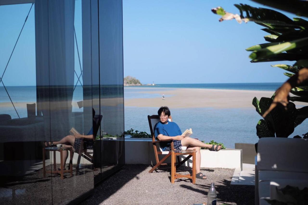 Deepspace Cabin On Quiet Beach Koh Lanta Bagian luar foto