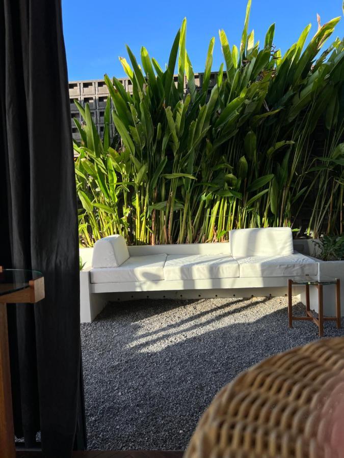 Deepspace Cabin On Quiet Beach Koh Lanta Bagian luar foto