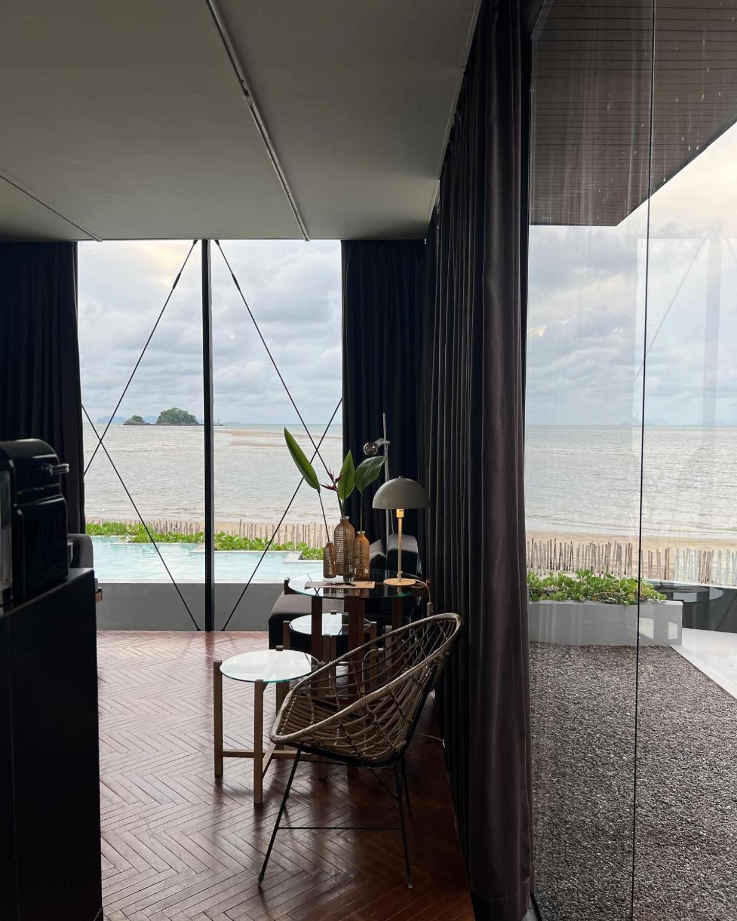 Deepspace Cabin On Quiet Beach Koh Lanta Bagian luar foto
